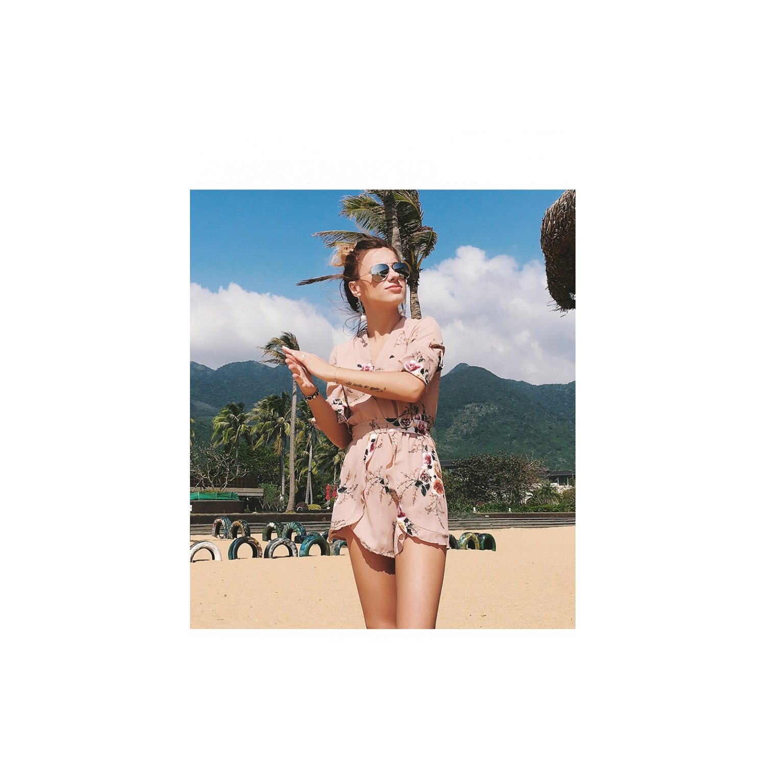 Damen Blumen Strampler Sexy V-Ausschnitt Halbarm Unregelmäßiger Schnitt Shorts - Mokka - Bild 2 von 51